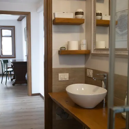 San Luca 1836 Appartement